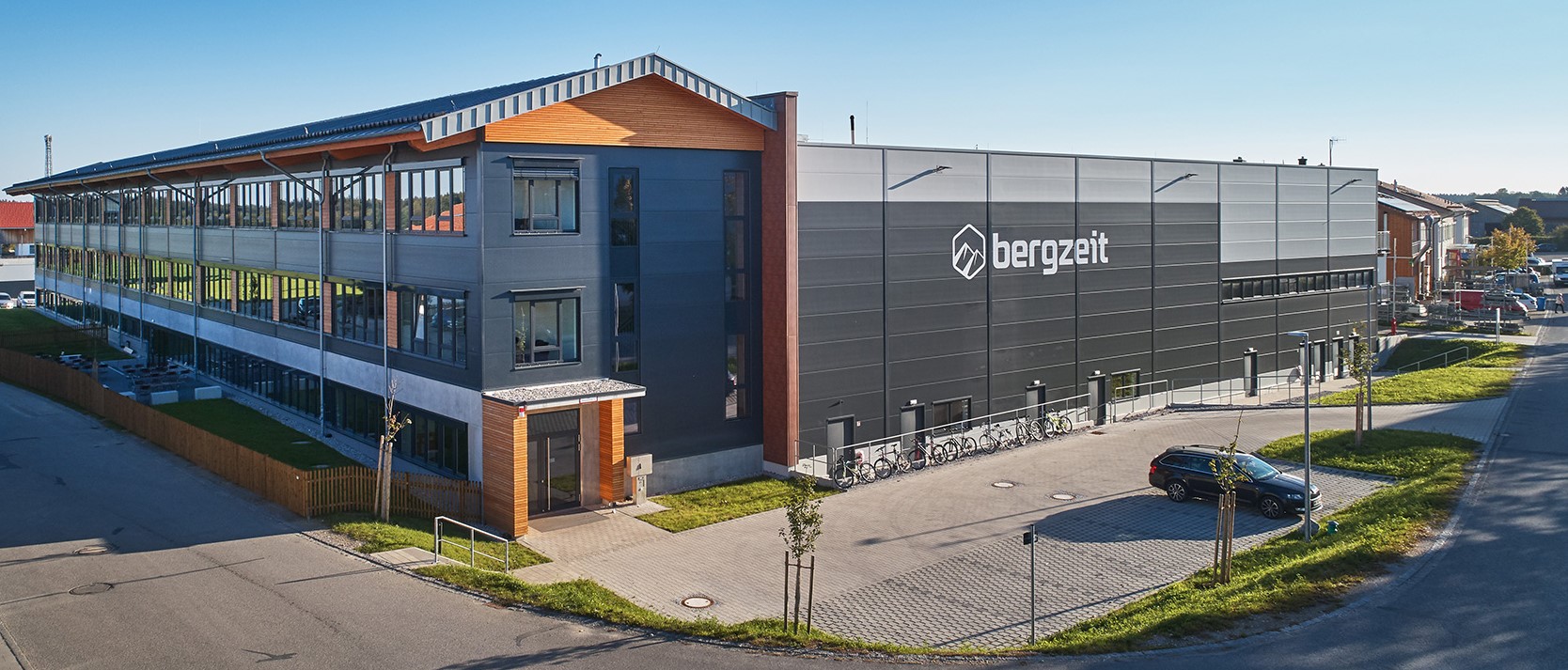 Referenzgebäude Bergzeit